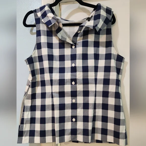 Talbots Women's Navy and White Checkered Sleeveless Blouse, Size 12 - Picture 4 of 6